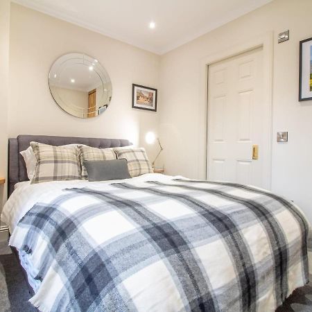 Luxury Royal Mile Apartment By The Castle - Sleeps 4 Edinburgh Exteriér fotografie