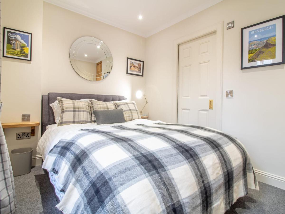 Luxury Royal Mile Apartment By The Castle - Sleeps 4 Edinburgh Exteriér fotografie